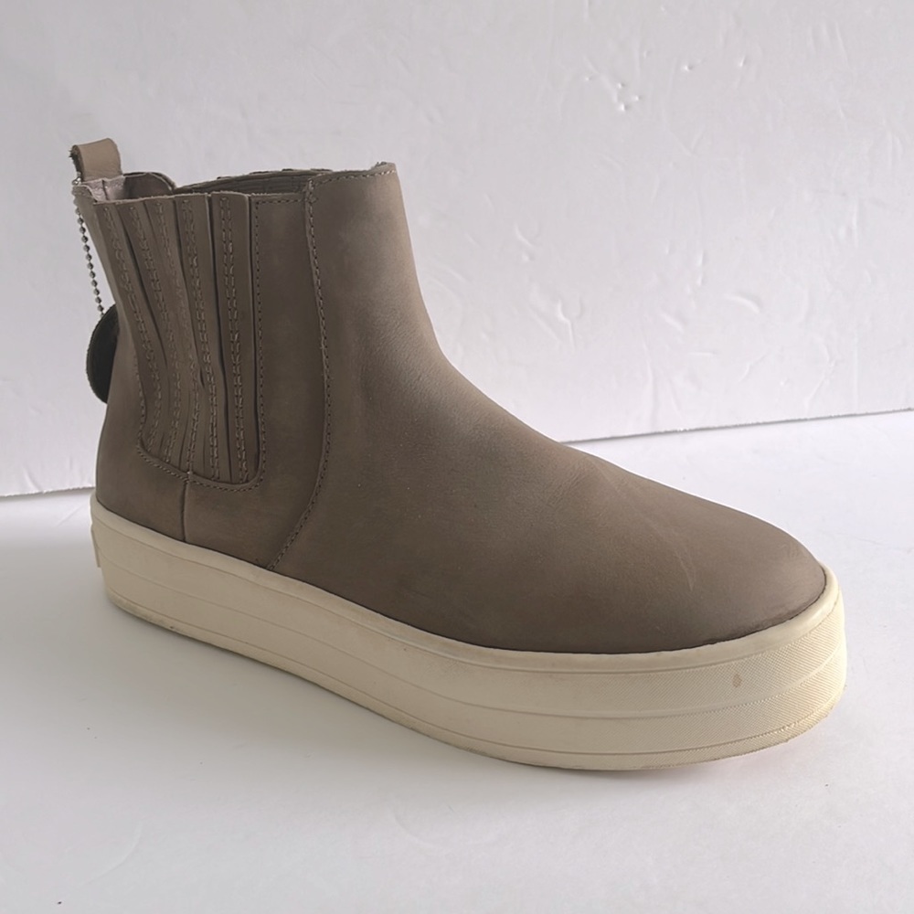 J/SLIDES NYC $170 Women’s Nubuck Hype Waterproof Booties Shoes Boots 8 1/2M NWT - Picture 6 of 9